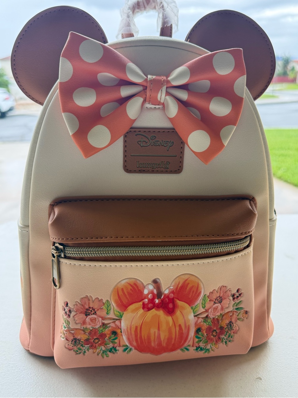 Loungefly cream, orange and brown Minnie Pumpkin Kids Mini Backpack